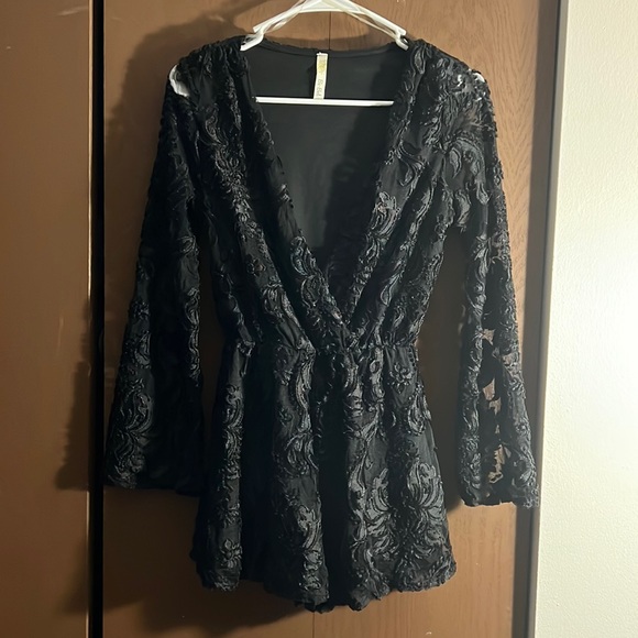 Black romper - Picture 3 of 9